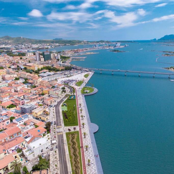 Mv Home Olbia Bagian luar foto