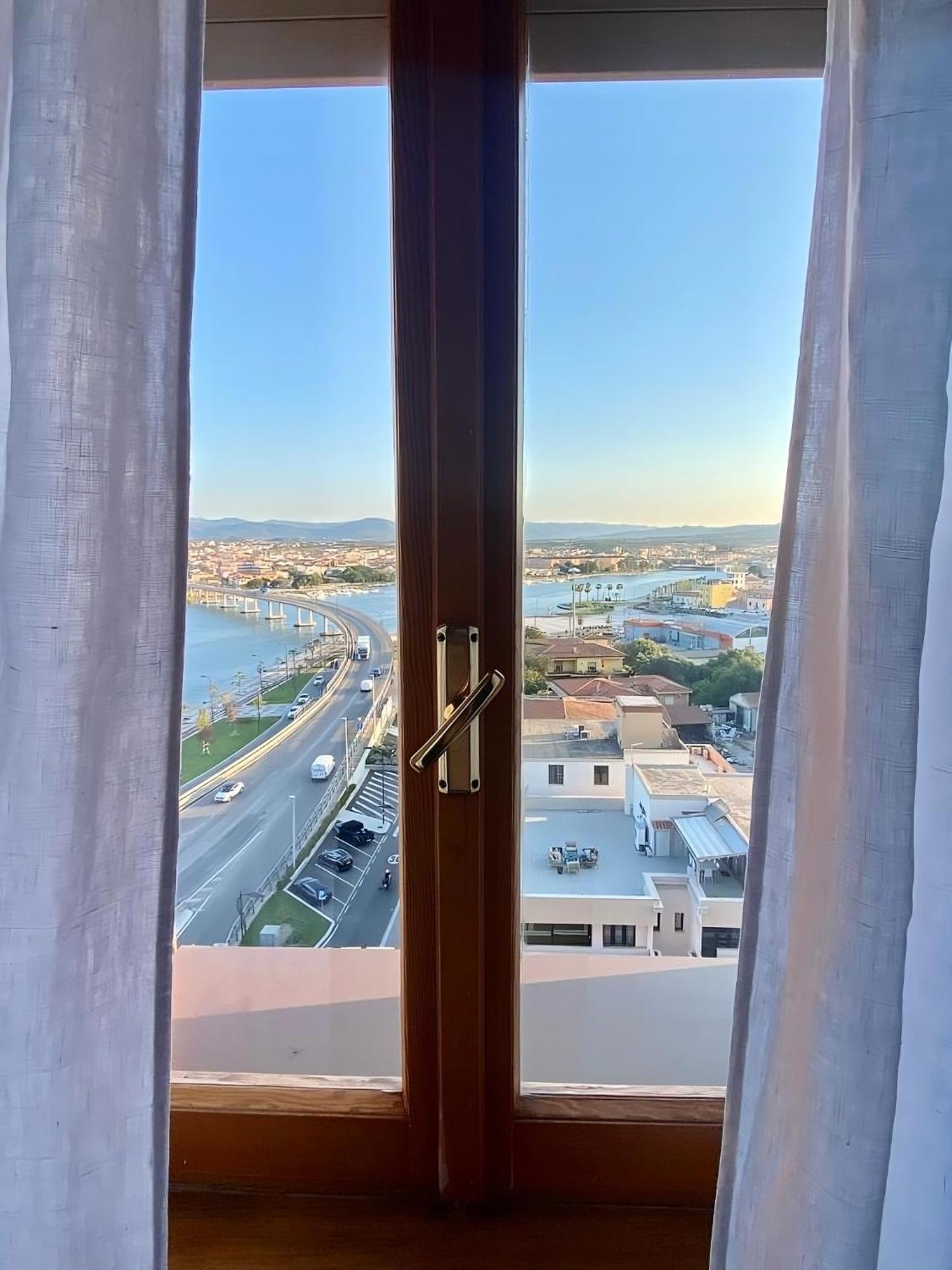 Mv Home Olbia Bagian luar foto
